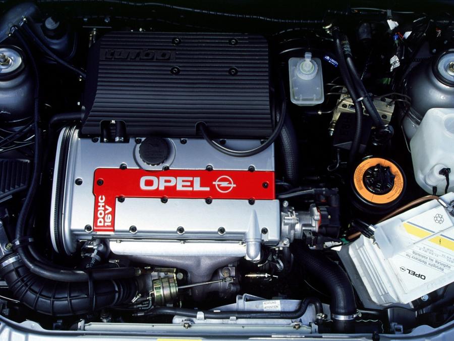  Opel Calibra Turbo 4x4 1992 года  (фото 2 из 11)